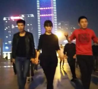 【再来一段尴尬舞二】视频直播-YY