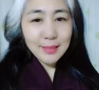 【大娘倒弄的不好意思了解释说我不是故意的o