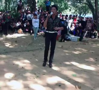 云南娟子四川阿刚师徒合唱愉快